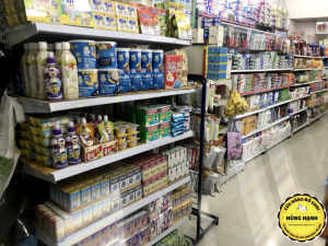 Sữa nước và các loại bánh